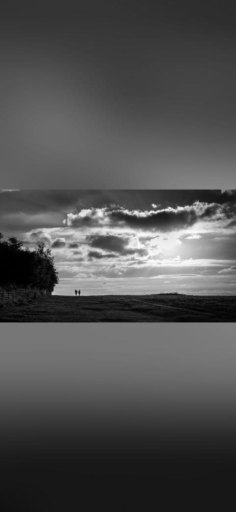 A Couple In Love Amesbury England Black And White… wallpaper in near-black and charcoal tones, Full HD, 16:9 format for phone