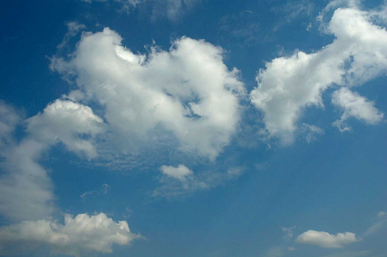 Fondo de pantalla Clouds and blue sky in Russia. IMG 026 en tonos steel blue y steel blue, Full HD, formato 4:3 para móvil