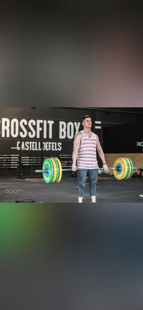 Crossfit Box Castelldefels wallpaper in near-black and olive tones, Full HD, 4:3 format for phone
