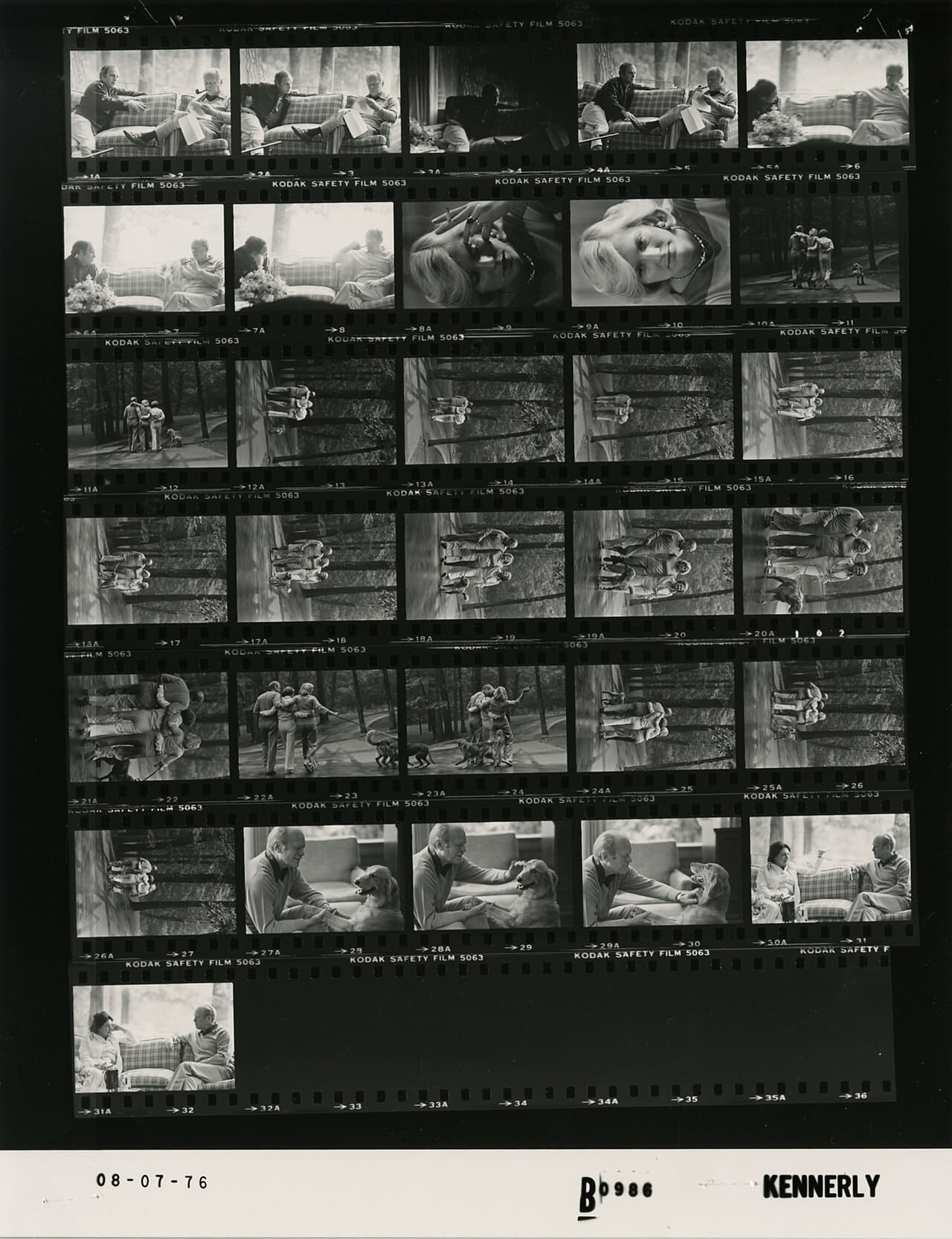 Fondo de pantalla Ford B0986 NLGRF photo contact sheet en tonos near-black y charcoal, Full HD, formato 3:4 para móvil