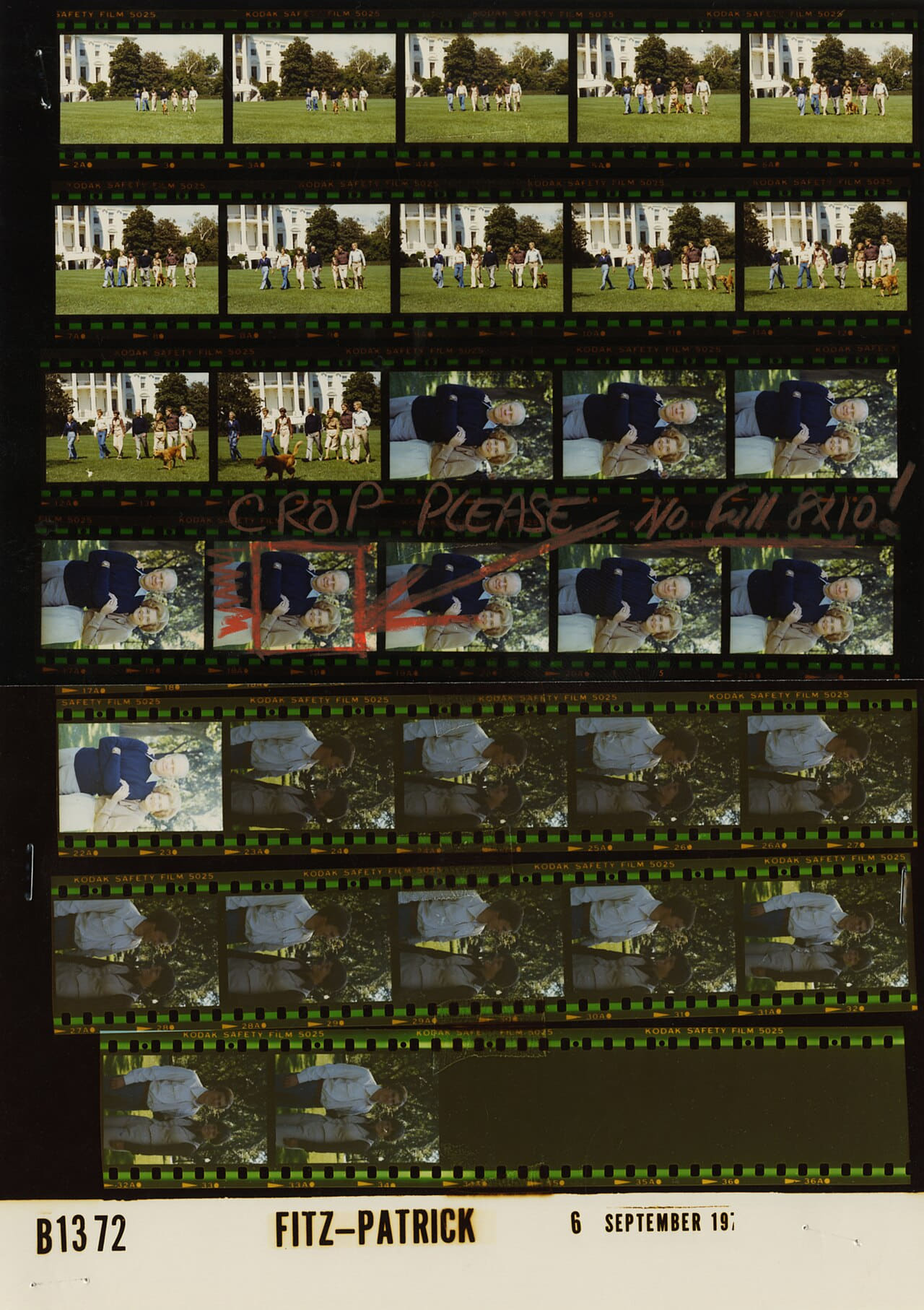 Fondo de pantalla Ford B1372 NLGRF photo contact sheet en tonos charcoal y charcoal, Full HD, formato 3:4 para móvil