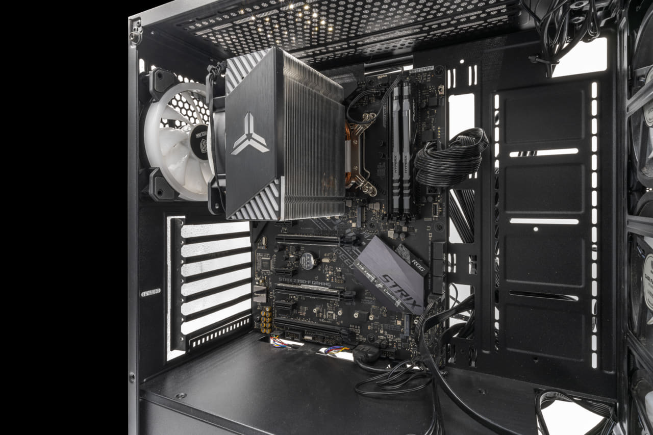 Gaming-PC 20240426 HOF2514-HDR RAW-Export wallpaper in charcoal and charcoal tones, Full HD, 4:3 format for phone