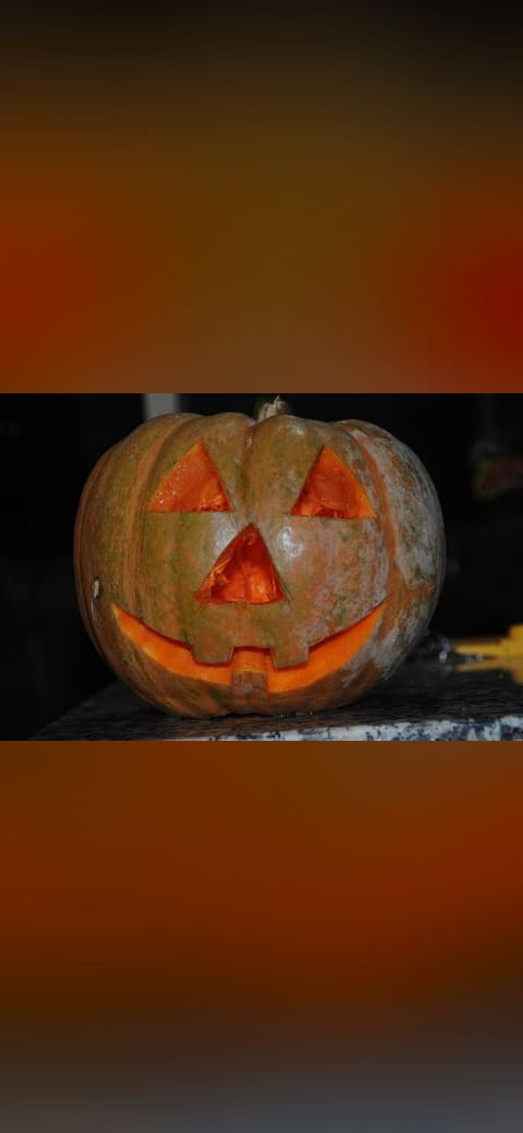 Jack-o'-lantern in Portugal 01 wallpaper in near-black and near-black tones, Full HD, 4:3 format for phone