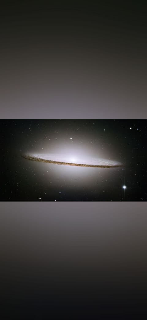 Fondo de pantalla M104 ngc4594 sombrero galaxy hi-res en tonos casi negro y casi negro, Full HD, formato 16:9 para móvil