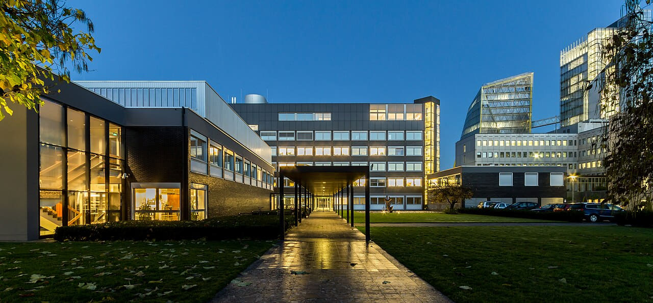 Münster, Westdeutsche Lotterie wallpaper in steel blue and near-black tones, Full HD, 21:9 format for phone
