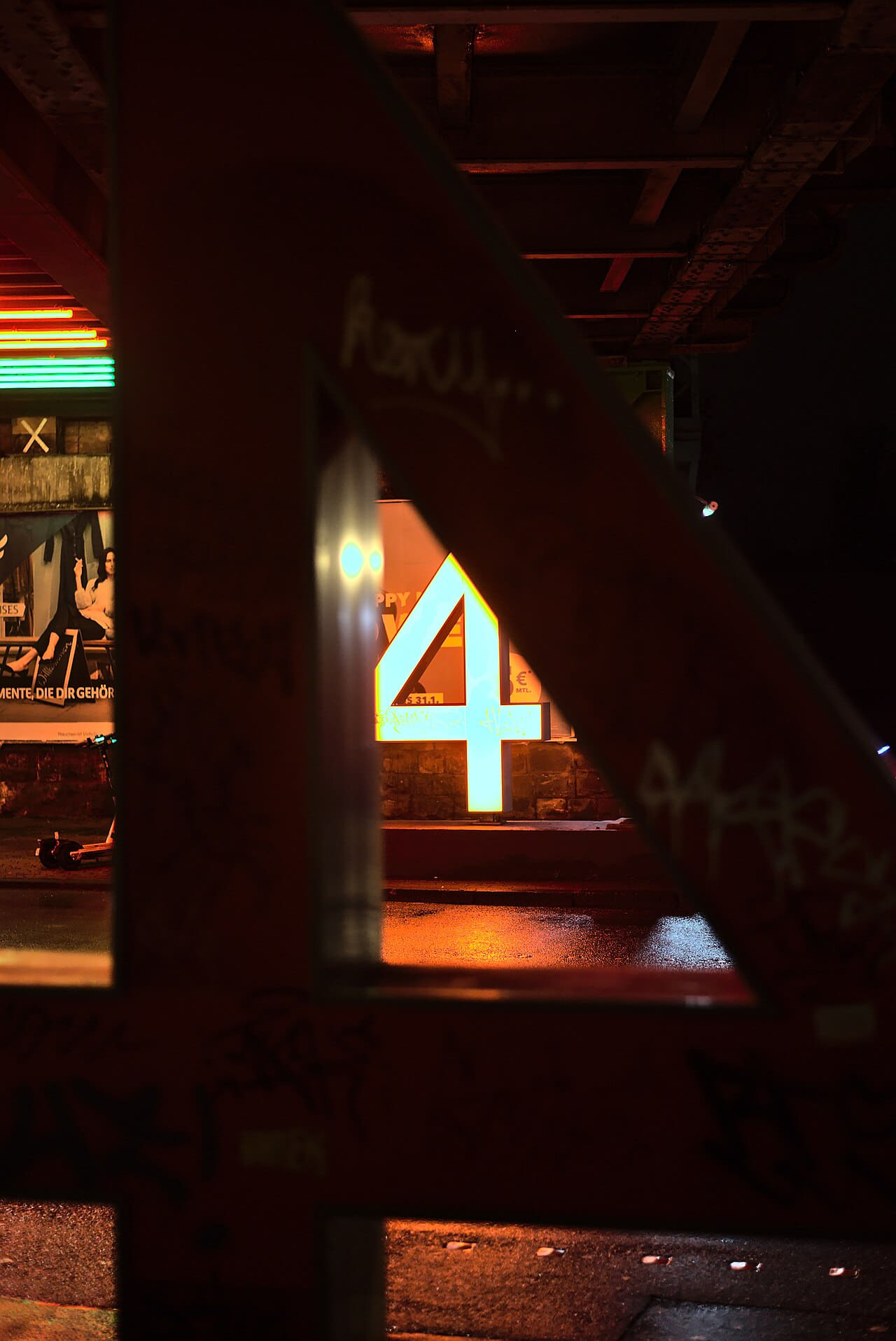 Neon signs of Bridge No 4 Bochum wallpaper in near-black and near-black tones, Full HD, 3:4 format for desktop