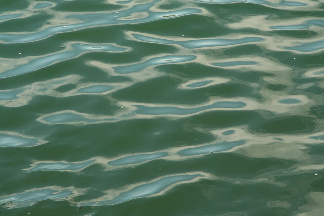 Ocean water surface texture 4 - Martha's Vineyard wallpaper in deep green and steel blue tones, Full HD, 4:3 format for phone