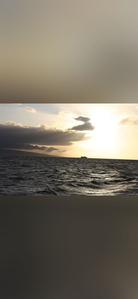 Fondo de pantalla Ocean water surface en tonos charcoal y cream, Full HD, formato 4:3 para móvil