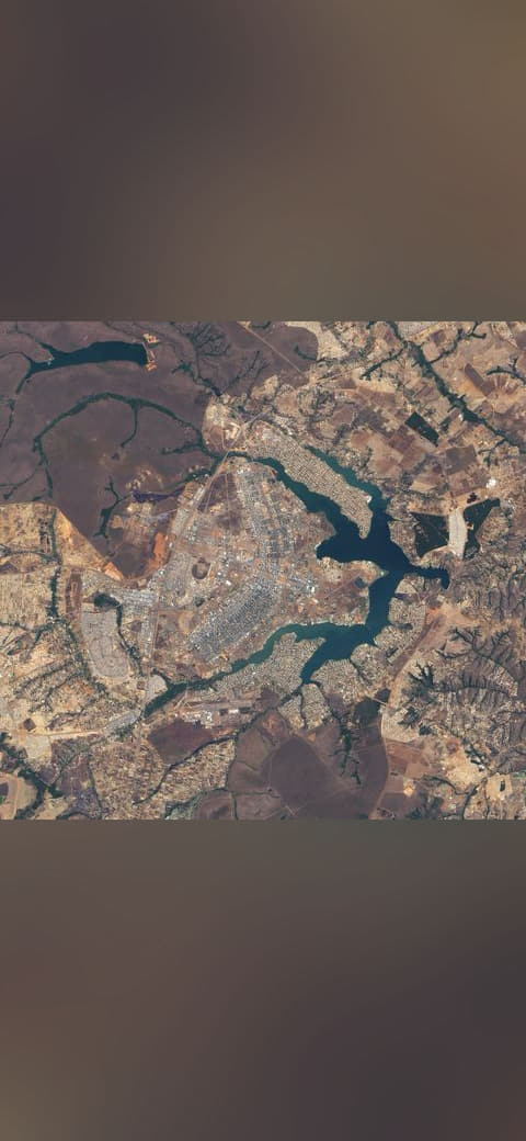 Fondo de pantalla Partial view of the Federal District, Brazil 2001 en tonos olive y slate, Full HD, formato 1:1 para móvil