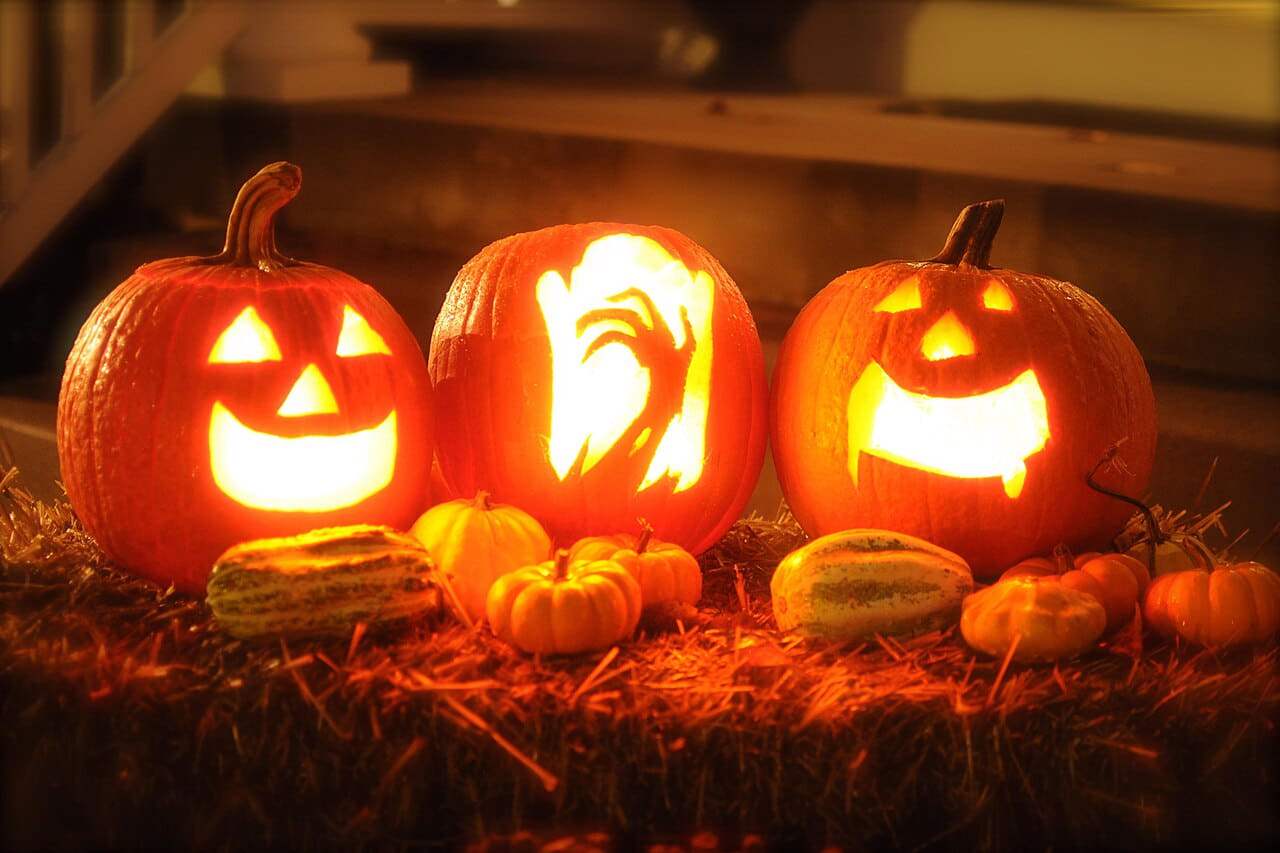 Pumpkin-2327488 wallpaper in near-black and near-black tones, Full HD, 4:3 format for phone