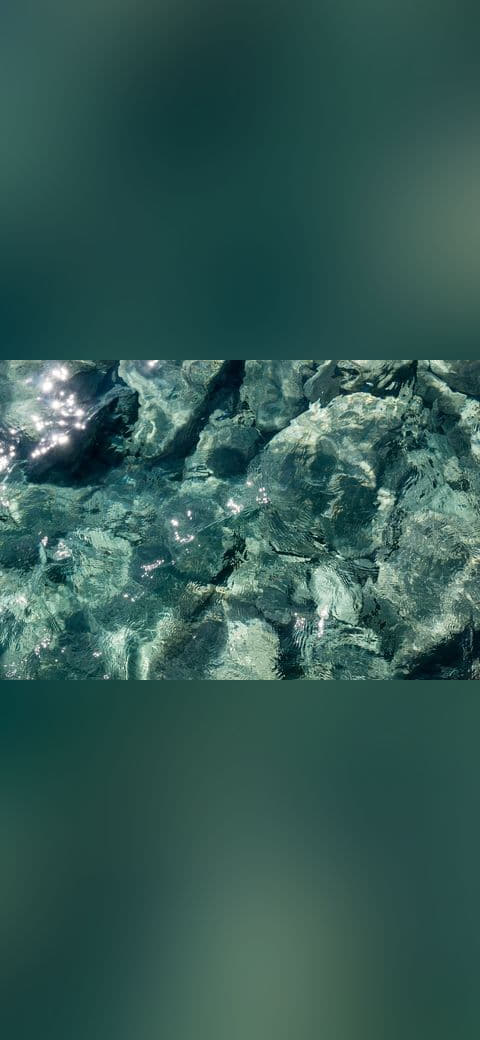 Fondo de pantalla Santorin , Perissa, Wasser an der Küste en tonos steel blue y slate, Full HD, formato 4:3 para móvil