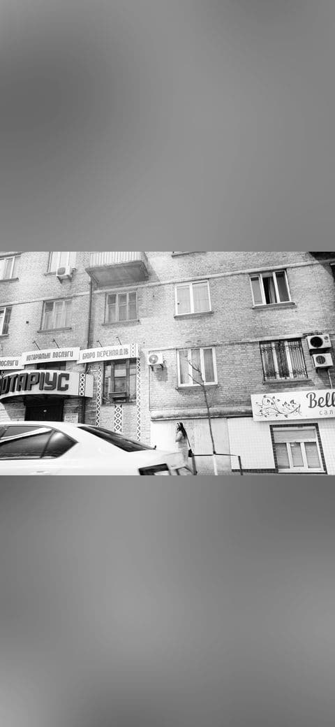 Shiny Black and White, Kiev, Ukraine wallpaper in sand and lavender tones, Full HD, 4:3 format for phone
