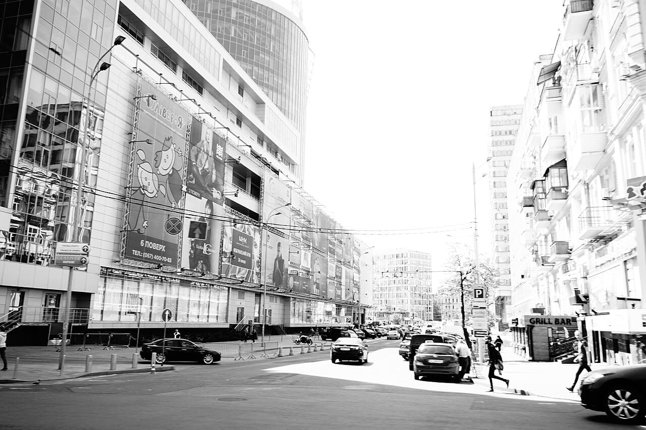 Shiny Black and White, Kiev, Ukraine 6 wallpaper in cream and lavender tones, Full HD, 4:3 format for phone