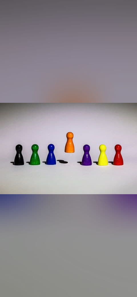 Spielfiguren wallpaper in sand and blush tones, Full HD, 4:3 format for phone